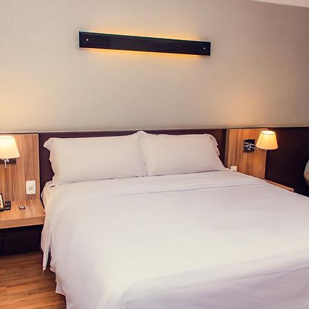 Delmond Hotel Куяба Екстер'єр фото