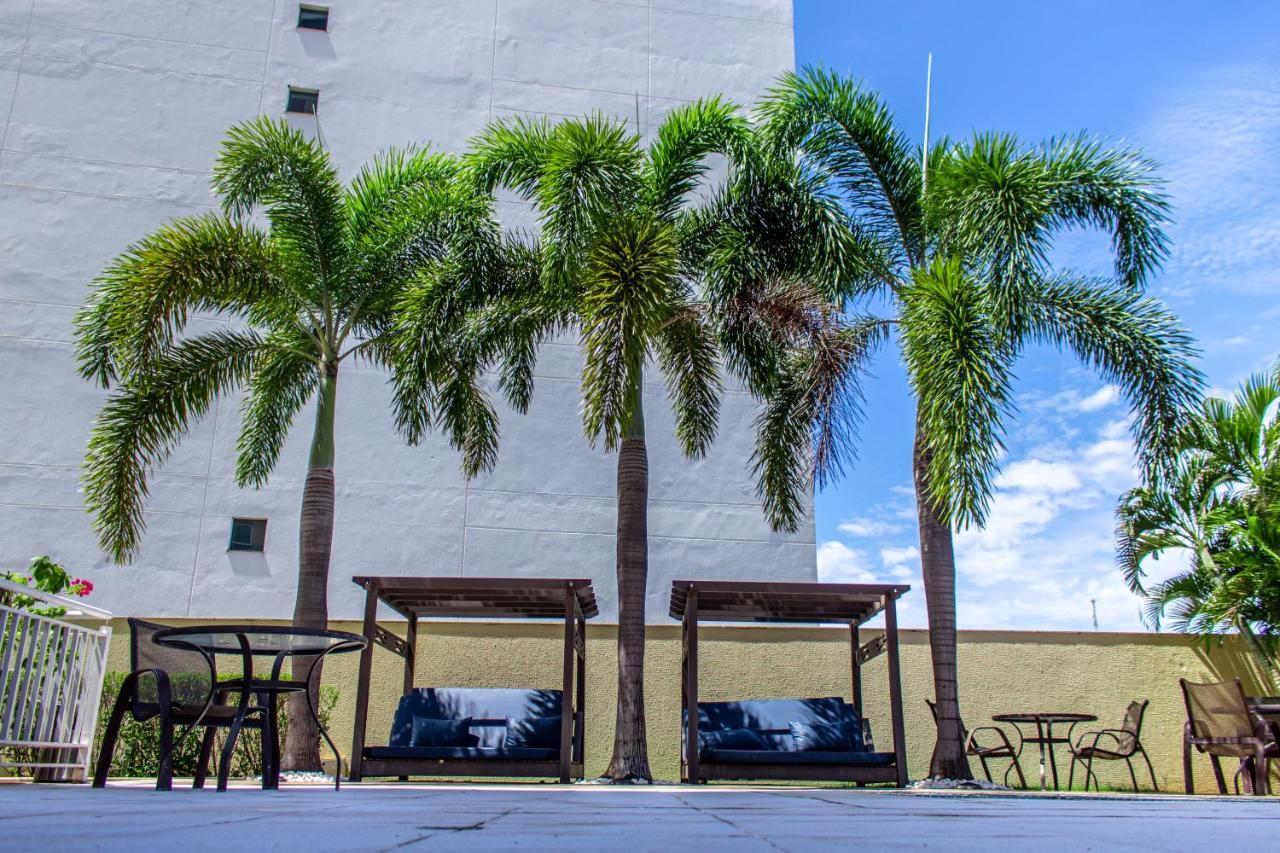 Delmond Hotel Куяба Екстер'єр фото
